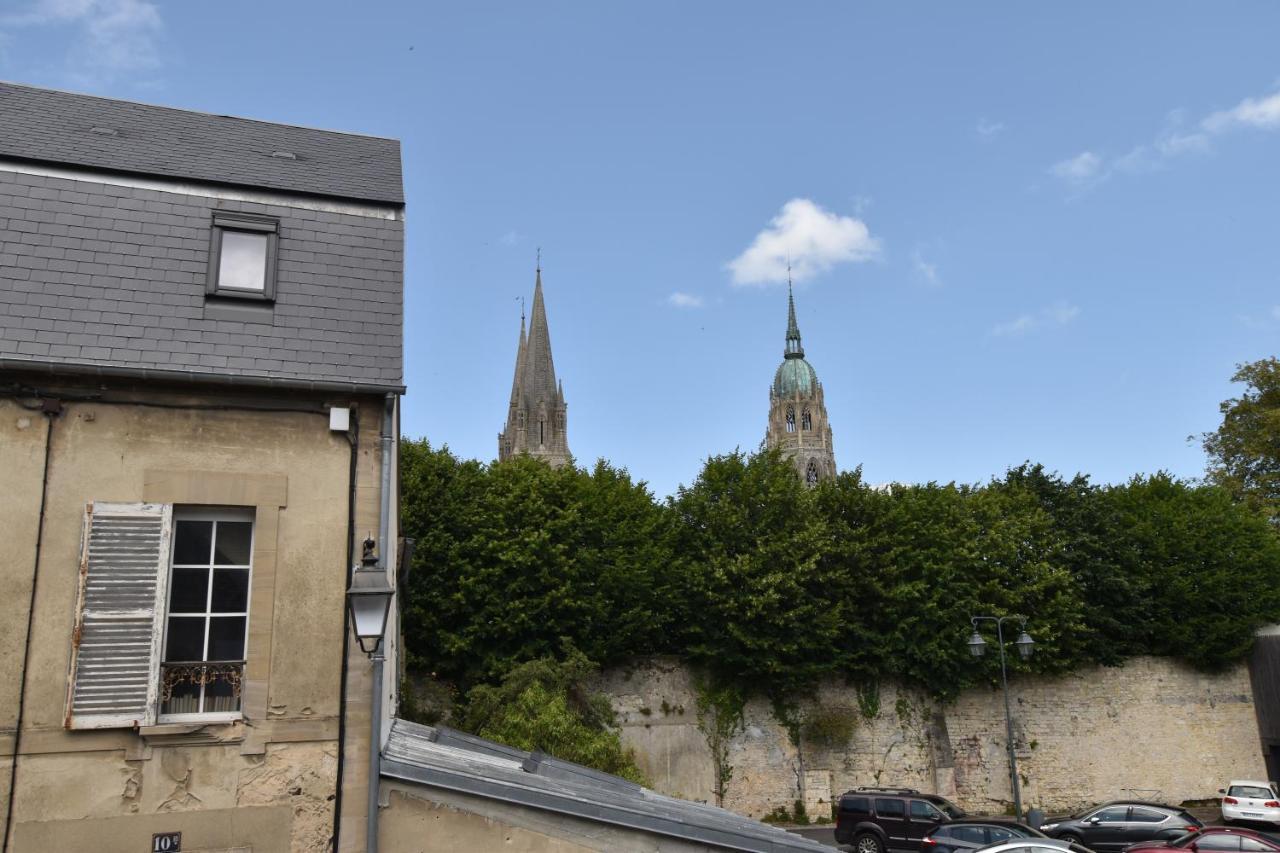 Private House With A View On Bayeux'S Cathedrale Βίλα Εξωτερικό φωτογραφία